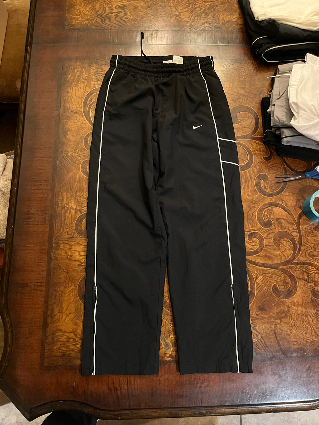 Black Vintage Nike Track Pants (M)
