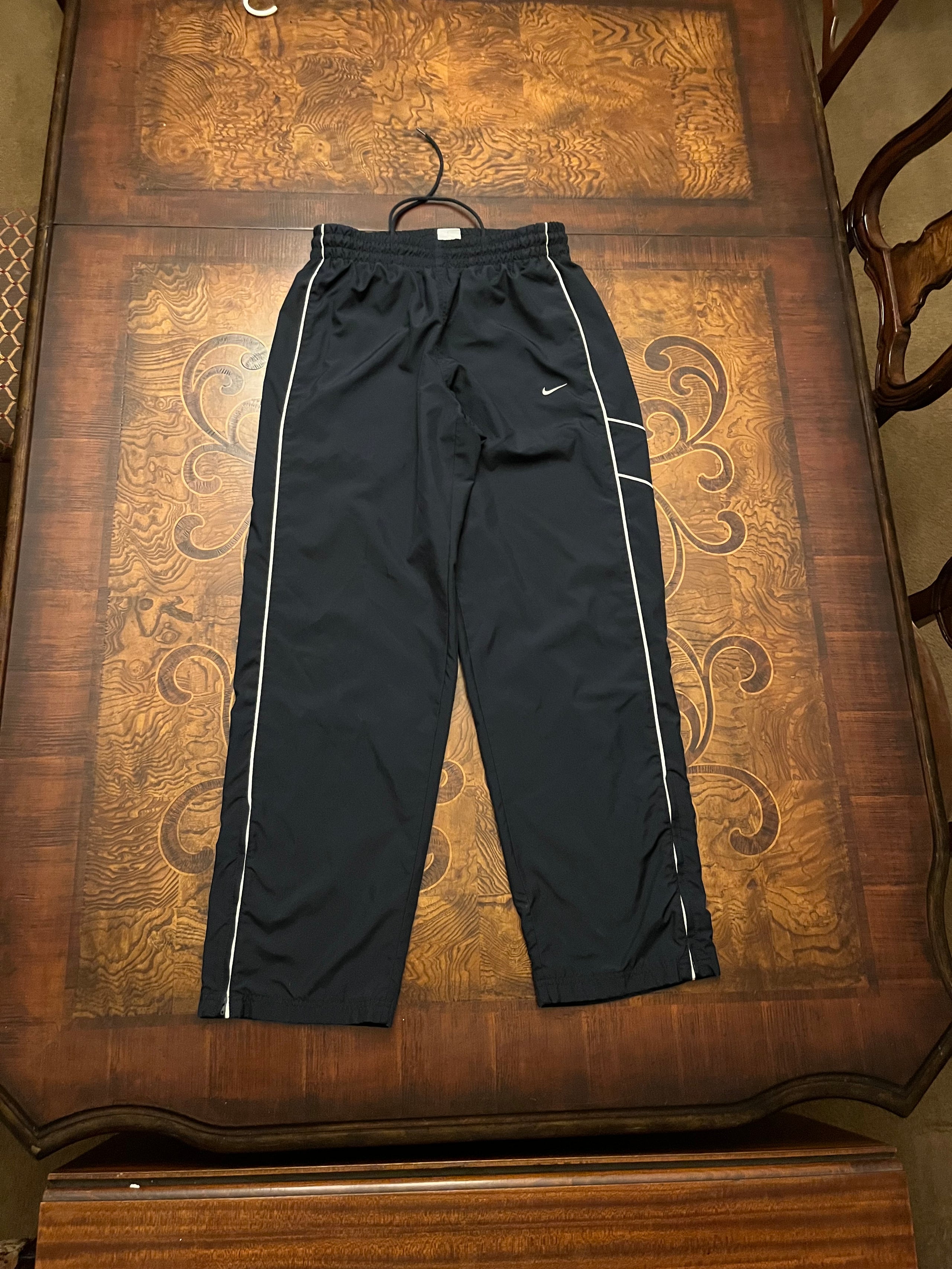 Black Vintage Nike Track Pants (L)